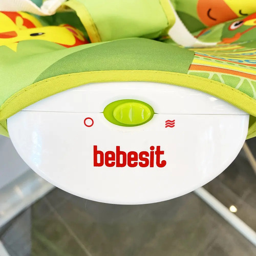 Mecedora Musical Bebesit 8203-c Con Vibracion Verde Verde