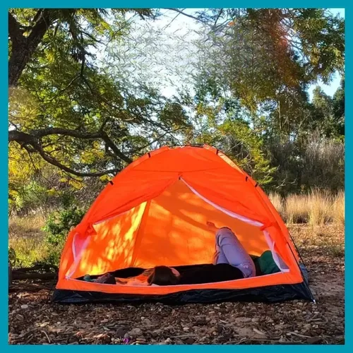 Carpa 4 Personas Kushiro Uritorco Camping Liviana Practica Naranja