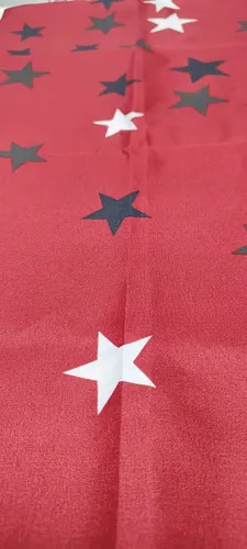 Sabana 1 1/2 Love & Home Microfribra Rojas Con Estrellas Rojo
