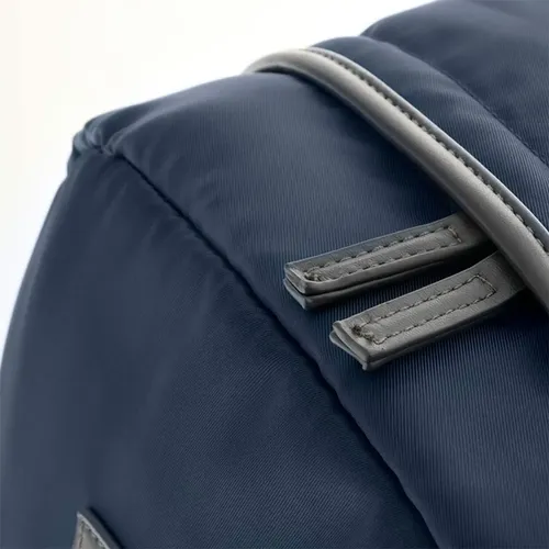 Mochila Para Notebook Klip Xtreme Berna 15.6 Color Azul Liso