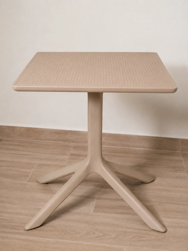 Mesa Plastica Cuadrada 0.80 Heniver Amanda Cappuccino Cappuccino